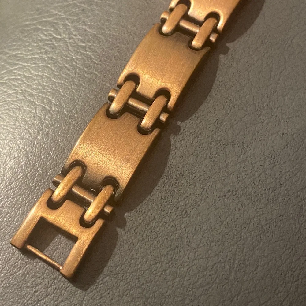 Elegant Copper Tone Metal Magnetic Hourglass-Shaped Link Design Bracelet